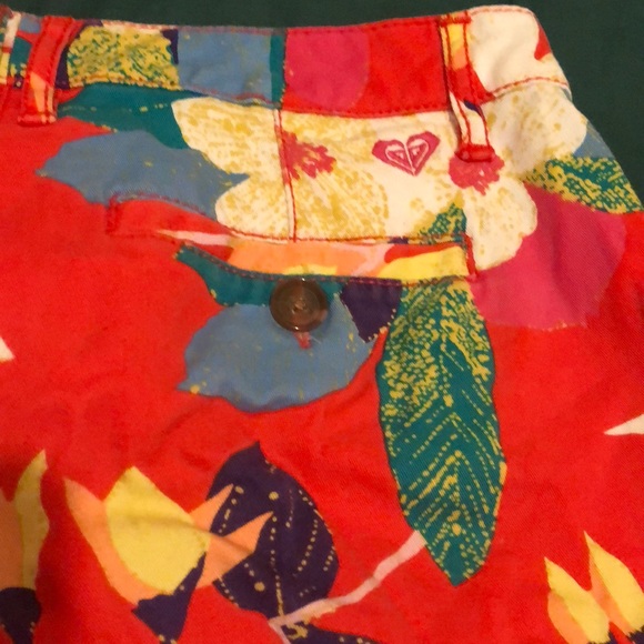 Roxy flower/Hawaiian shorts size 5 - Picture 4 of 5